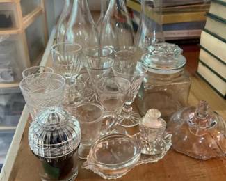 302 vintageassortedclearglasswarecollect