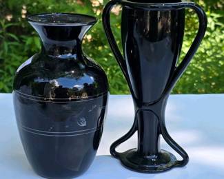 017 vintagepairblackamethystglassvases
