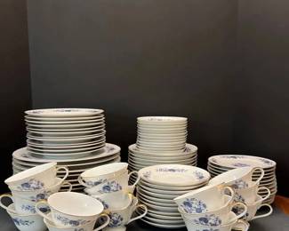 Seyei Fine China Blue Meissen Dinnerware Set, 87 Pcs, Japan