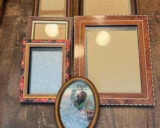 Picture Frame Lot, Oval Wood, Floral 6 Pcs
