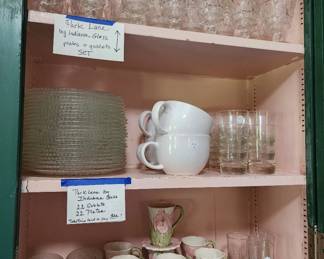 Large set of Indiana Glass "Park Lane" - 22 goblets and 22 plates, other glassware and kitchenware