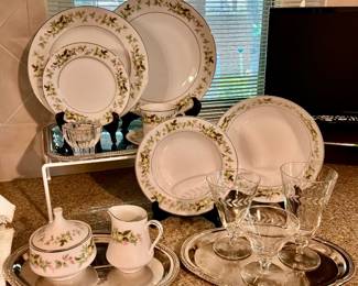 Vintage Premiere Pickwick Floral China