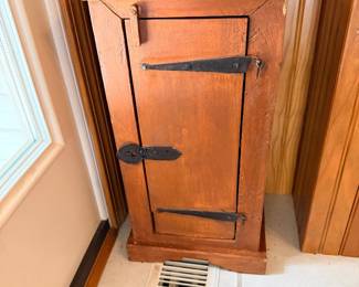 Wall-Mounted Storage Cabinet