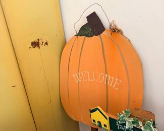 Pumpkin Welcome Decor