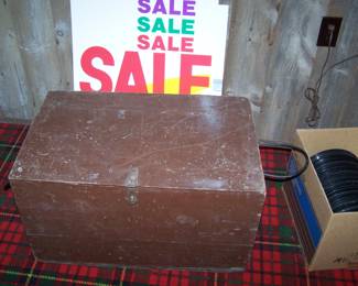 WOODEN TRUNK