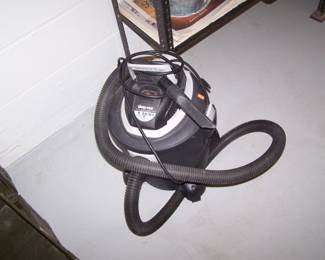 SHOP VAC