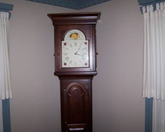 HOWARD MILLER GRANDFATHER'S CLOCK