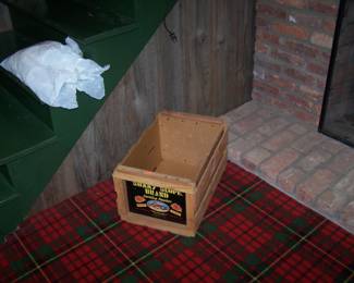WOODEN FRUIT CRATE