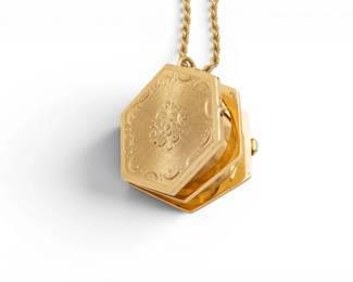 Lot 51 14kt Yellow Gold Hexagonal Locket and Chain, Dia. 1.125" 23 grams