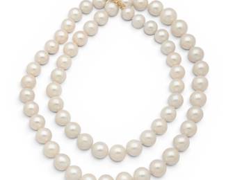 Lot 9 14k Yellow Gold and Diamond Clasp Cultured Pearl (12-15mm) Necklace L 35"