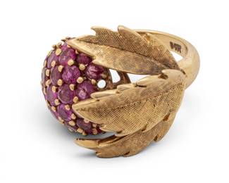 Lot 58 Ruby and 14K Yellow Gold Ring, Size 5 3/4 1960, 13 grams 1 PC