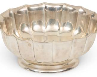 Lot 95 Reed & Barton (American) Sterling Silver Footed Bowl H 3.25" Dia. 8.25" 14.5 t oz