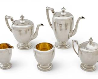 Lot 94 Reed and Barton Pointed Antique Tea and Coffee Set 86.4 t oz 5 PCS