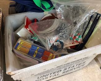 Tote of household odds and ends