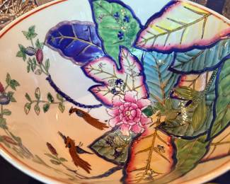 Hand painted Asian tobacco leaf bowl