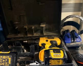 DeWalt drill kit in case