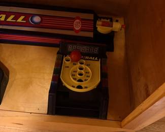 Tabletop skee ball arcade game