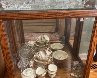 Crystal and English china