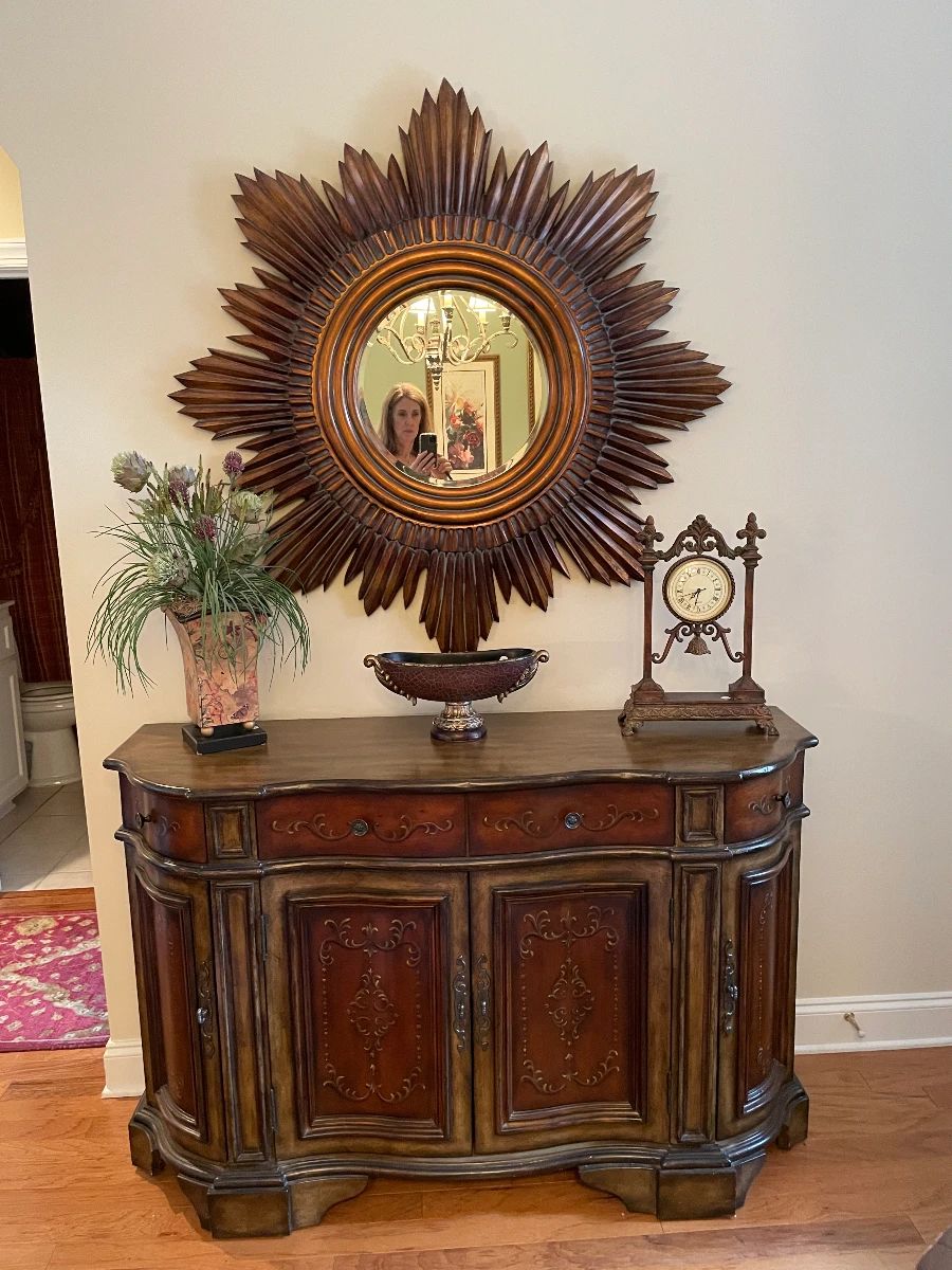 Hooker Furniture Seven Seas Buffet/Foyer