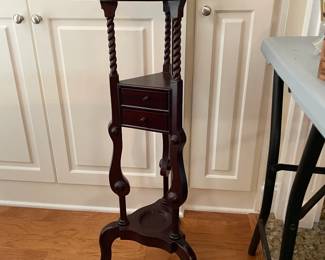 Mahagony plant stand