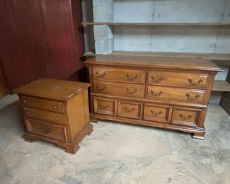 Vintage Wooden Dresser and Nightstand Set - This charming vintage wooden dresser and matching nightstand set features classic design and ample storage. Perfect for any bedroom.