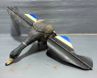 Electric Duck Decoys, Qty 3, With Motorized Flapping Wings, Includes Batteries, Stakes, And Extra Wings And Feet 