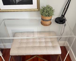 Clear Desk