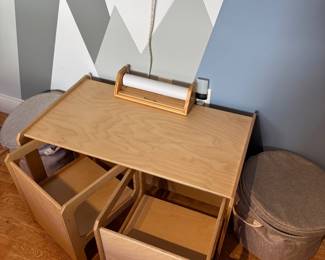 Montessori Table