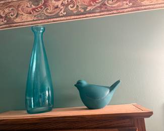 . . . art glass, cute bird