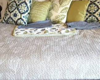 King Coverlet  Pillows