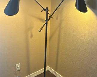 Modern Style Floor Lamp
