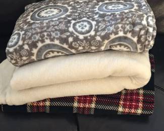 3 Fleece Blankets