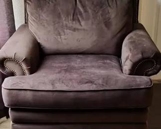 Lazy Boy Overstuffed Chair