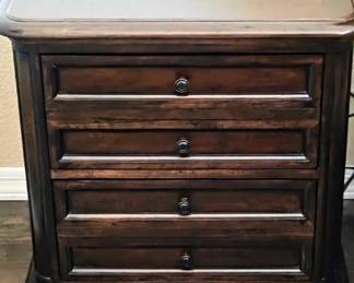 2 Matching Nightstands