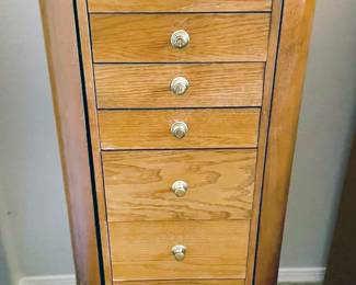 Jewelry armoire