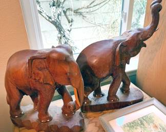 Animal figurines