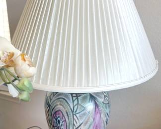 Table lamp