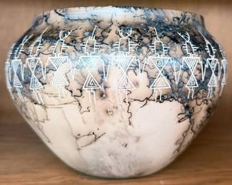 Irvin J Louis Acoma horsehair pot
