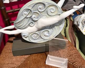 Lladro large “Curiositas”