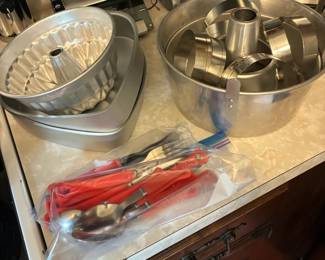 cake molds