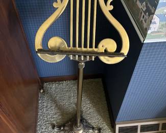 brass music holder