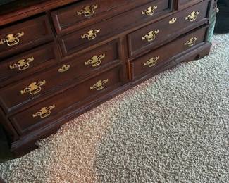 dresser