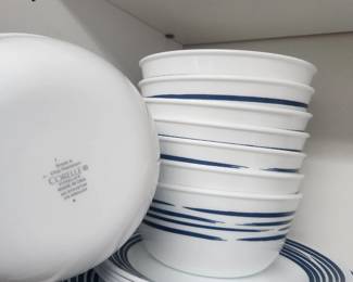 Corelle dinner set.