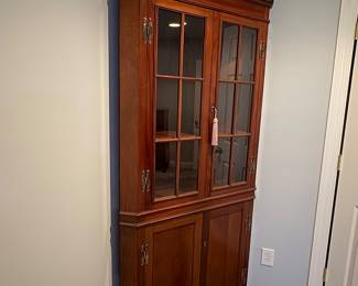 $400 Corner Hutch with light 83.5" Tall 40" wide 20" Depth