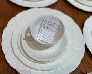 Coalport Countryware 36 Pieces