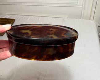 Tortoise trinket box $15