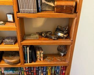 books, decor