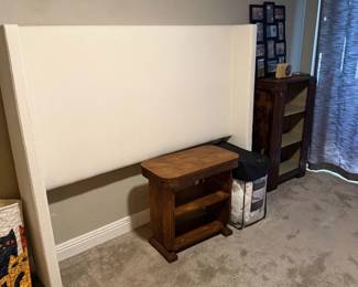 headboard