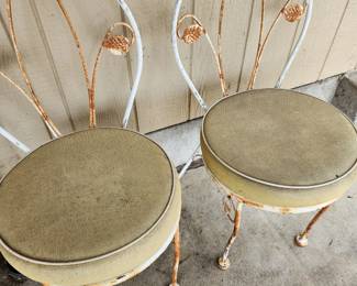 Wonderful Wrought Iron Vintage Garden Chairs - Need a little love and they will shine