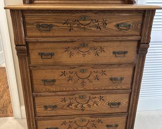 Antique oak Eastlake chest of drawers, 5-drawer, carved details